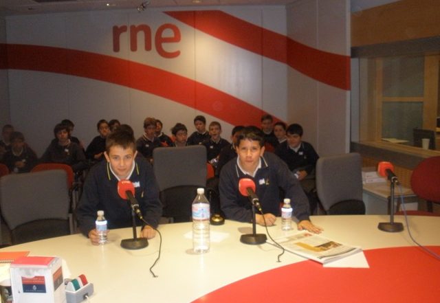 En el estudio de radio del programa