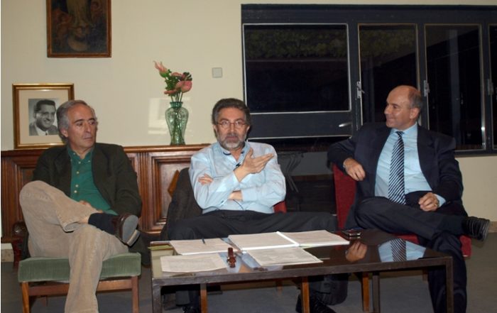 mt_gallery: Coloquio sobre periodismo de investigación con Antonio Rubio