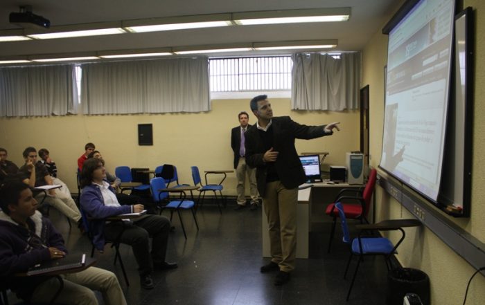 Tertulia con J. Fumero, director de El Confidencial Digital