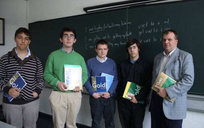 D. José Manuel González dirige los cursos de preparación del Cambridge