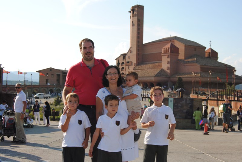 Familias de Infantil en la Jornada Mariana de la Familia