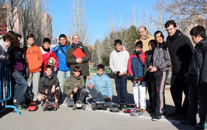 Competiciones deportivas en el 54º aniversario