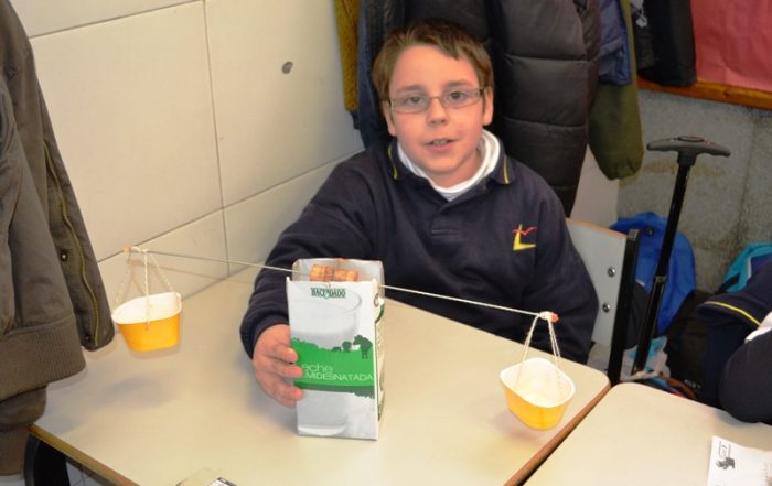 Trabajos de ingeniero con materiales sencillos