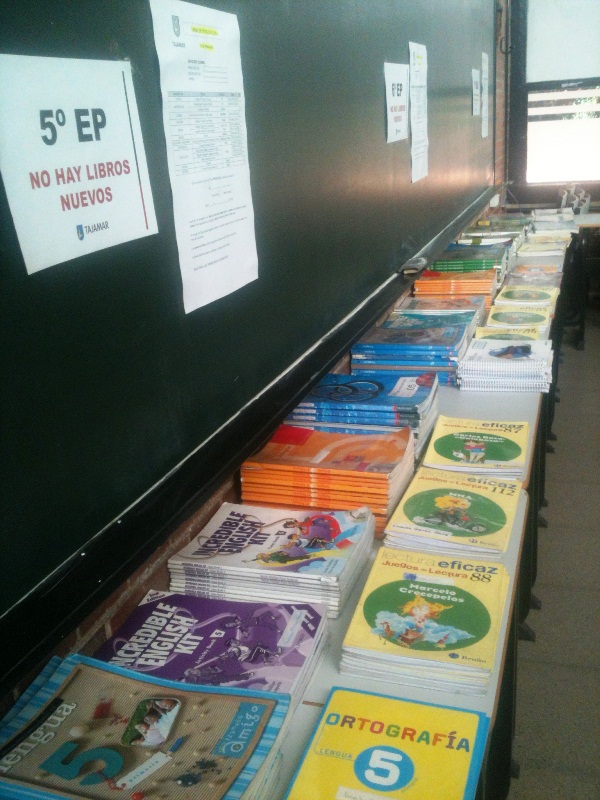 Campaña "Uniforme y libro solidario"