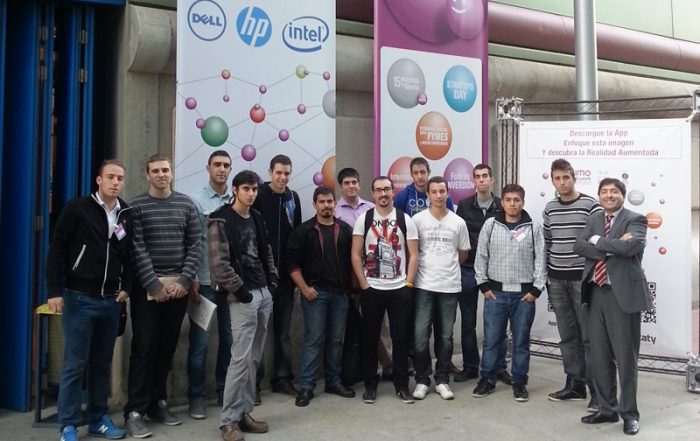 Alumnos de ASIR en el SIMO 2013