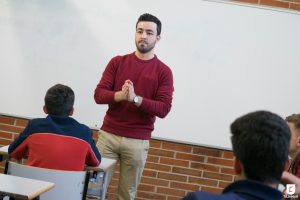 Antiguos alumnos de Tajamar ofrecen orientación a los estudiantes de 4º ESO