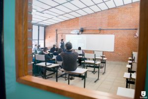 Antiguos alumnos de Tajamar ofrecen orientación a los estudiantes de 4º ESO