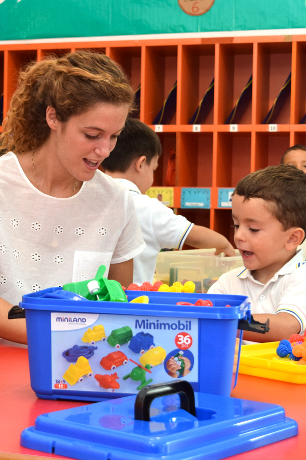 Aprendiendo en el colegio Infantil Tajamar