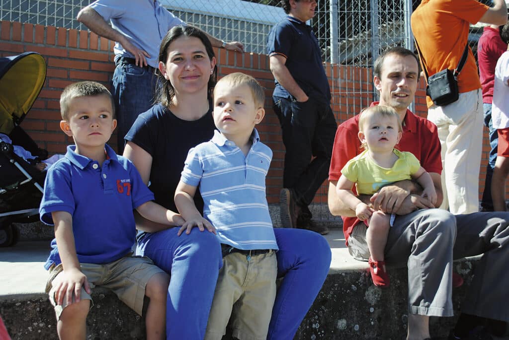 Beneficios apoyo familiar en colegio